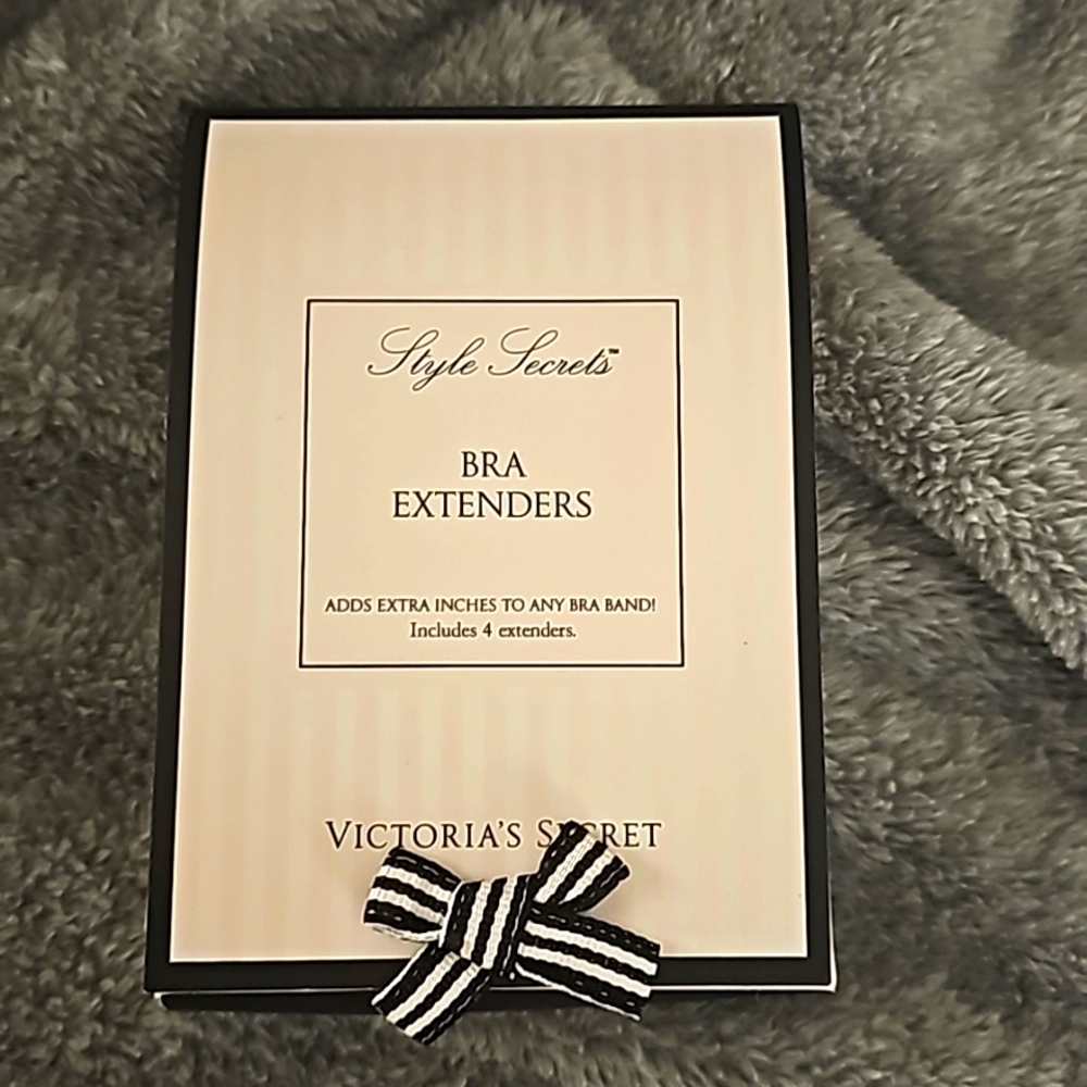 Victoria's Secret bra extenders (4)